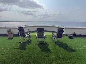 Beach Penthouse Suite 3K sq ft, Best View in West