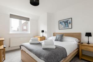 Magnolia House - Beautiful Townhouse in Old Town Poole