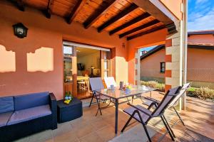 Playa de La Franca, jardín y WiFi - Casa Freya