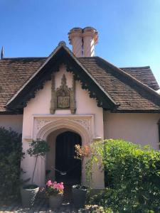 2-Bed Garden Flat in Fulham