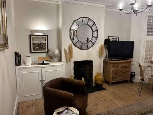 2-Bed Garden Flat in Fulham