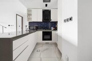 Residences by The Luxe Manor - Business Bay