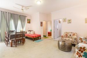 Moonchine yellow furnished 2bhk flat in Cooke town