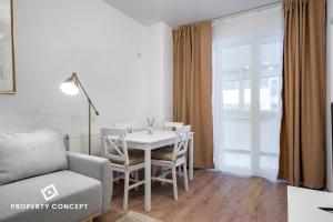 Central Residence Apartment 411