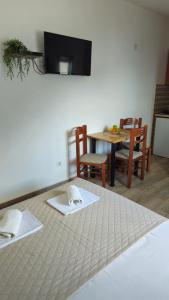 Eprinsa Apartmani Canj