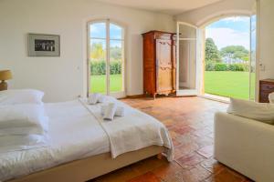 Magnifique Villa Provençal avec Piscine et Vue Mer