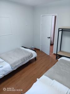 Tsogoo Guesthouse Shared rooms