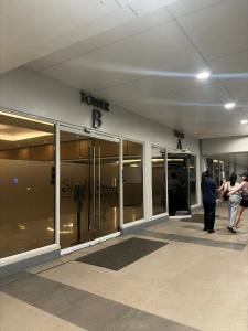 Shell Residences B 1158