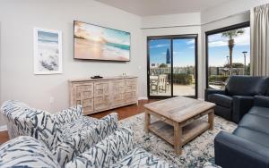 Phoenix VI 6004 condo