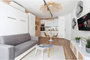 FLORAL Neuf- Climatisé - Centre ville