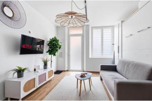 FLORAL Neuf- Climatisé - Centre ville