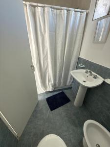 A pasos del centro y costanera - Amplio con patio