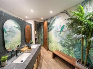 Modern Escape in El Retiro | 2BR & Scenic Views