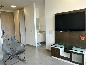 Apartamento en Santa Marta frente al mar, con playa y piscina