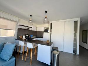 Appartement cosy côté cour, accès plage, piscine, balcon, parking, animaux admis, La Tranche-sur-Mer - FR-1-194-228