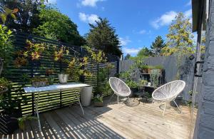 Beautiful Self contained studio in london