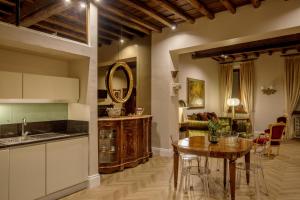 Daplace - Sofia Apartment