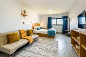 Golden Sun Studio by GALMI