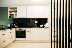 Feel Home Apartments 301-Seesicht-Bergsicht-Parken