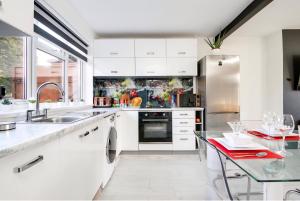 BDSM red room apartment studio