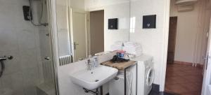 Spacious 2BR Apartment in the Heart of the City