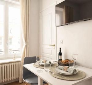 Central Paris - Deluxe studio for 2