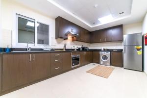 Duja Tower - Spacious Unit near Metro and Downtown