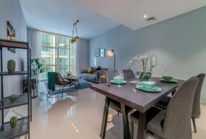 Duja Tower - Spacious Unit near Metro and Downtown