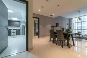 Duja Tower - Spacious Unit near Metro and Downtown