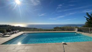 Villa Crystal River, piscine privée & vue mer sur Golfe de Saint Tropez