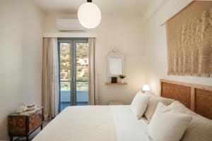 Irinis Beach House