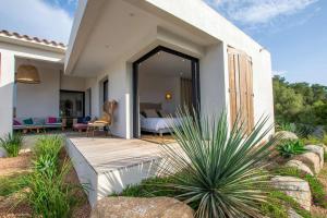 Villa MIASULI, Domaine privé, Piscine chauffée, À 10 min de la plage