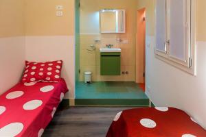 Cute and Cozy Room - ColivingFlorence VdM