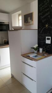 Le Templier Séjour Place de lhôtel de ville