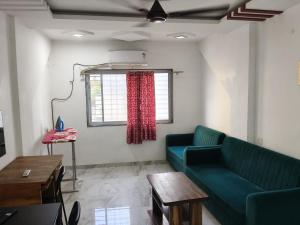 CHINCHWAD 2bhk 75o74ooo6o
