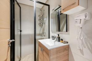 Modern Central & Cozy - Fast Wi-Fi & TV