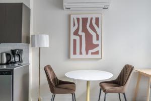 Blueground Wilburton fitness center nr Bellevue Park SEA-964