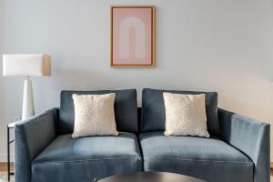 Blueground Santa Clara pool nr Central Park SFO-2135