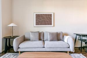 Blueground San Bruno pool nr San Bruno Park SFO-2077