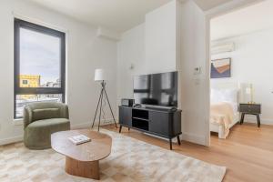 Blueground Williamsburg rooftop nr Domino Park NYC-2225