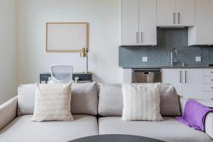 Blueground San Carlos pool nr San Carlos Park SFO-2130