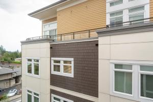 Blueground Northwest Bellevue rooftop nr Lake Washington SEA-948