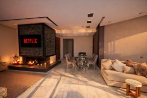 Luxury Stay in Prestigia Golf City