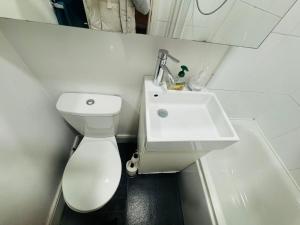 Stylish Boutique apt, Smithfield