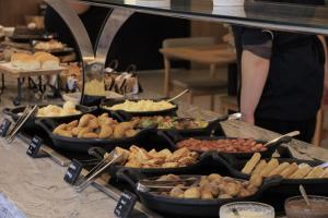 Refugio de Luxo no Golden Tulip. Conforto e lazer!