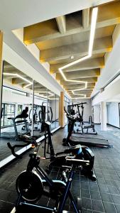 Deluxe Loft 12th Floor Cali View of the Velodrome