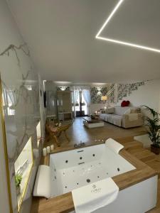 Camilla Luxury Home
