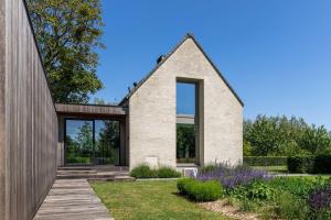 Nyte Estate, Ghent 20 min, 1ha, AC, EV, Fireplace