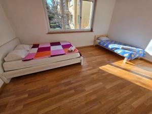 Large Flats, Zurich City Center - SCH