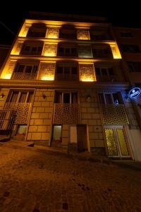 The Crown HanPoint Hotel